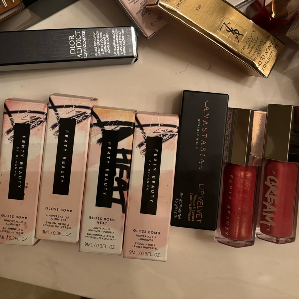 NIB OR NEW FENTY AND ANASTASIA LIP GLOSSES/ LIP VELVET